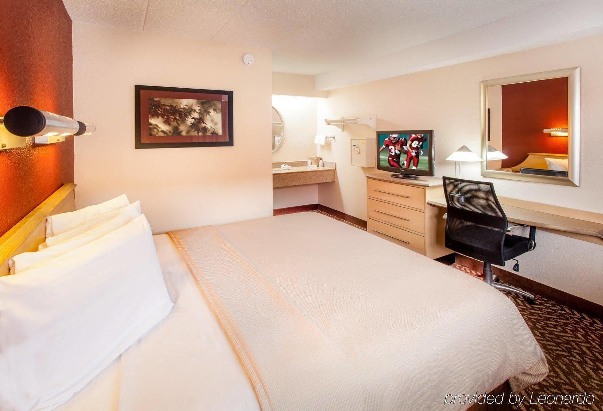 Red Roof Inn Detroit - Troy Buitenkant foto