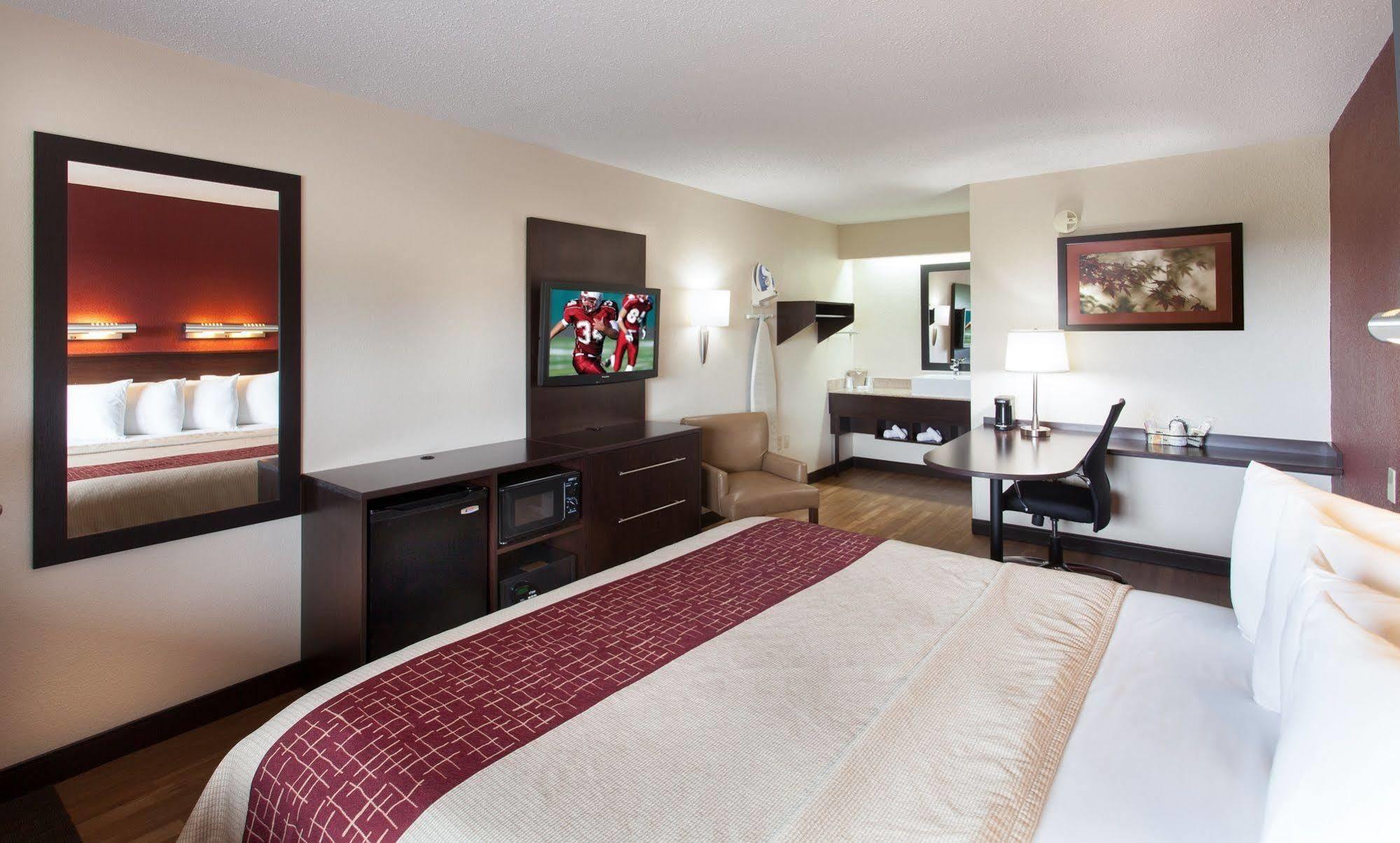 Red Roof Inn Detroit - Troy Buitenkant foto